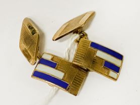 PAIR OF 9 CT. GOLD CUFFLINKS WITH ENAMEL 6.5 GRAMS APPROX