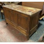 OAK COFFER