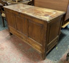 OAK COFFER