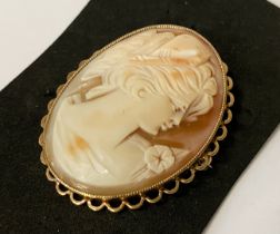 GOLD CAMEO