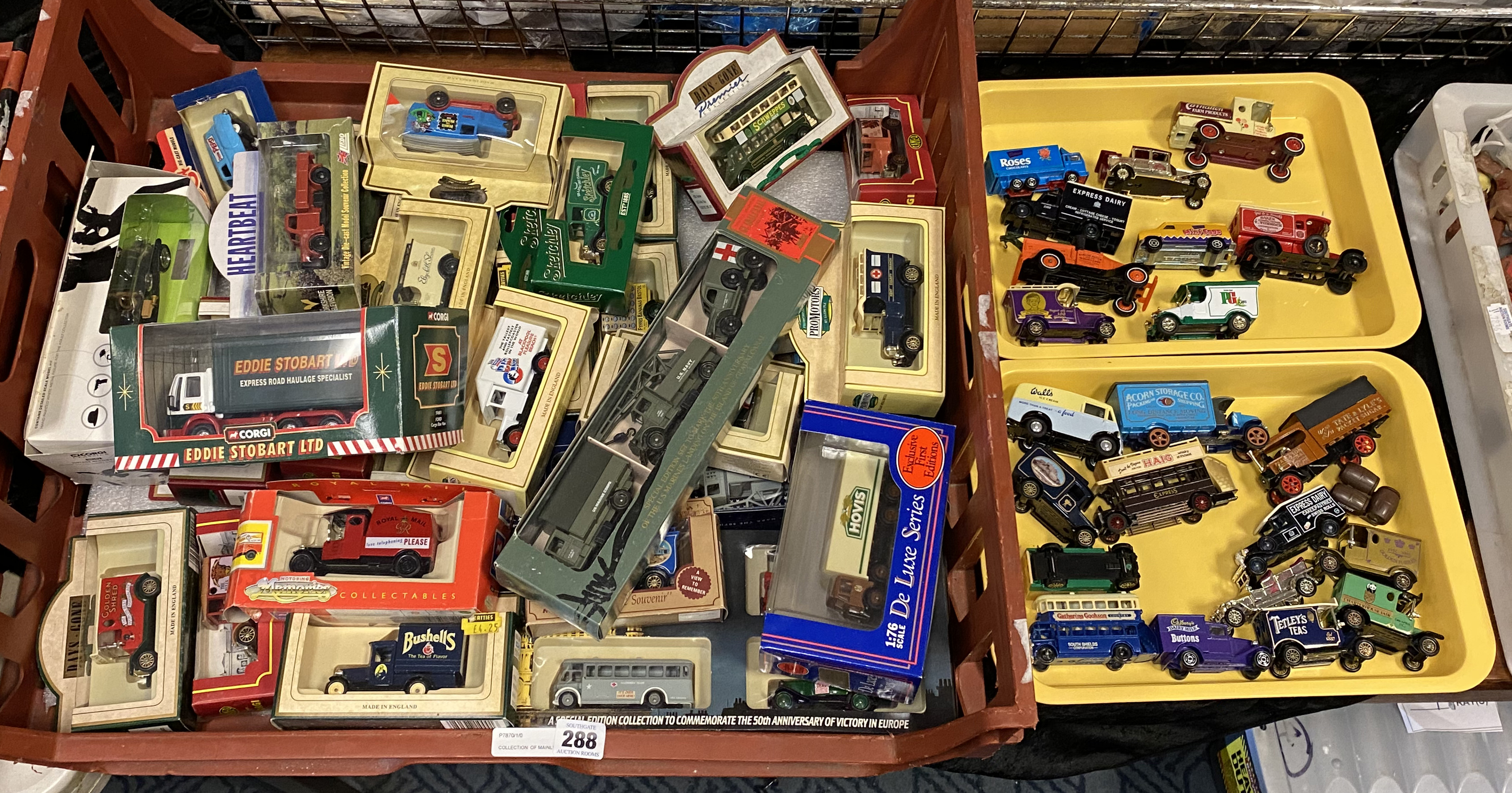 COLLECTION OF MAINLY BOXED DIECAST VEHICLES