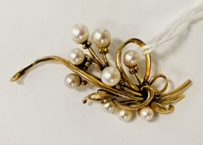 14CT YELLOW GOLD & PEARL BROOCH 7.7 GRAMS APPROX