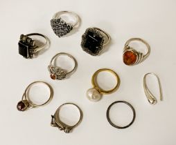 COLLECTION OF SILVER RINGS - 34 GRAMS APPROX