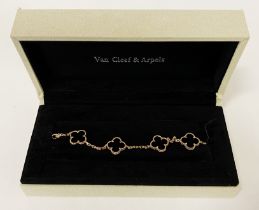 WITHDRAWN 18CT YELLOW GOLD VAN CLEEF & ARPELS MOTIF BRACELET - SERIAL JB019826