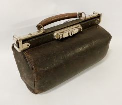 SMALL GLADSTONE BAG A/F