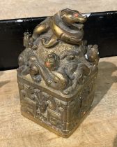CHINESE BRONZE SEAL - 17 CMS (H) APPROX