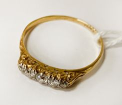 18 CARAT GOLD 5 DIAMOND RING - RING SIZE U - APPROX 2.5 GRAMS