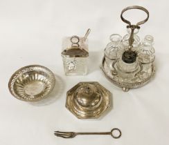 MAPPIN & WEBB COLLECTION OF SILVER PLATED & CUT GLASS ITEMS TO INCLUDE ONE SILVER BOWL