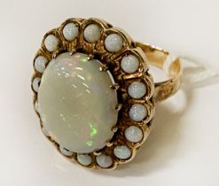 GOLD & OPAL RING - SIZE O