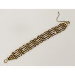 9CT GOLD GATE BRACELET , CLASP CHAIN A/F - APPROX 7.9 GRAMS