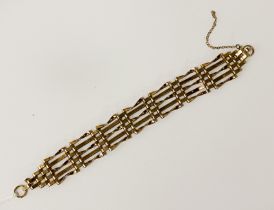 9CT GOLD GATE BRACELET , CLASP CHAIN A/F - APPROX 7.9 GRAMS