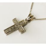 18CT GOLD CROSS - APPROX 1CT DIAMONDS