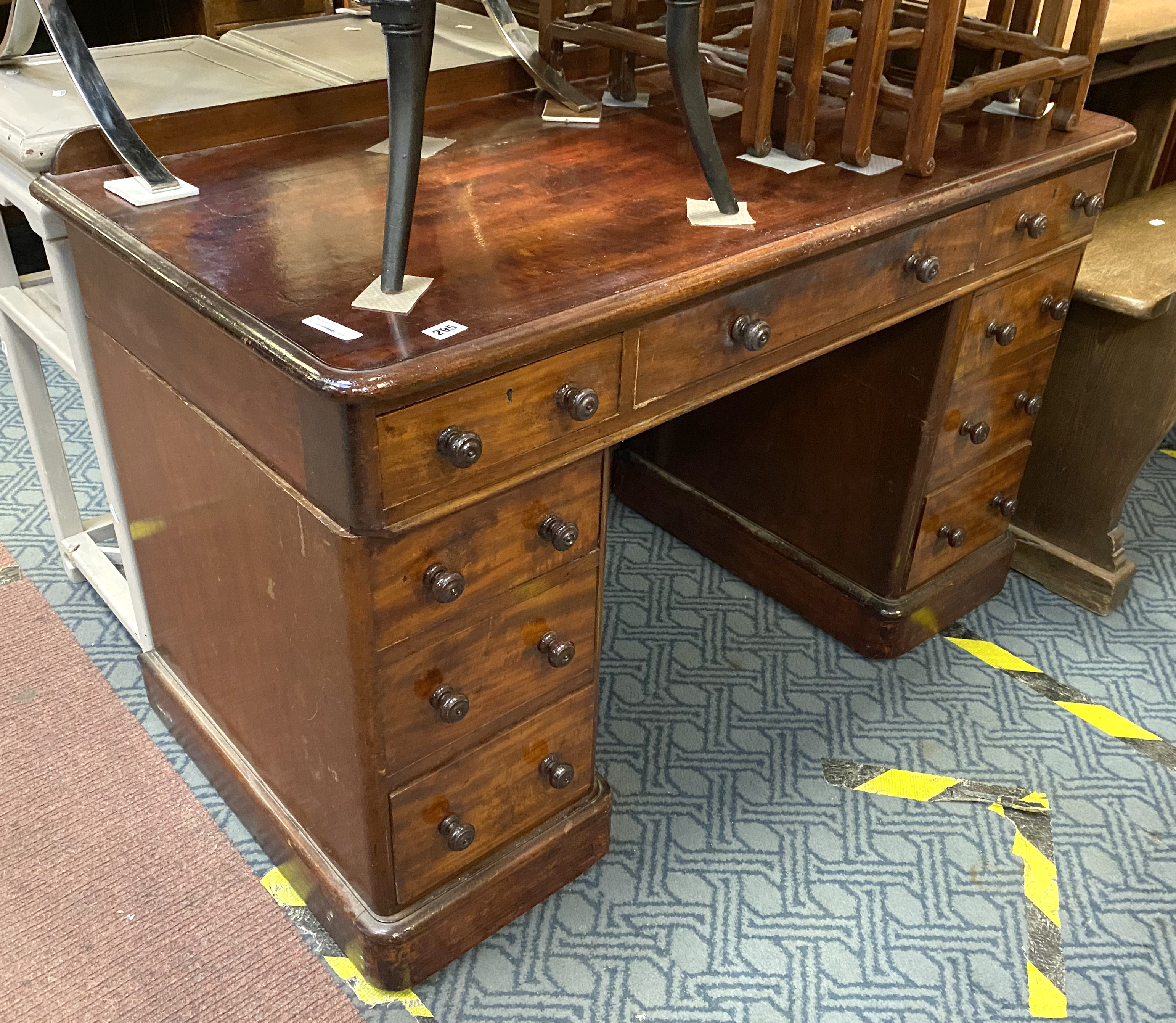 VICTORIAN PEDESTAL DESK