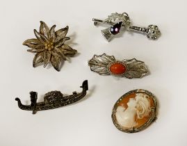 COLLECTION OF SILVER BROOCHES