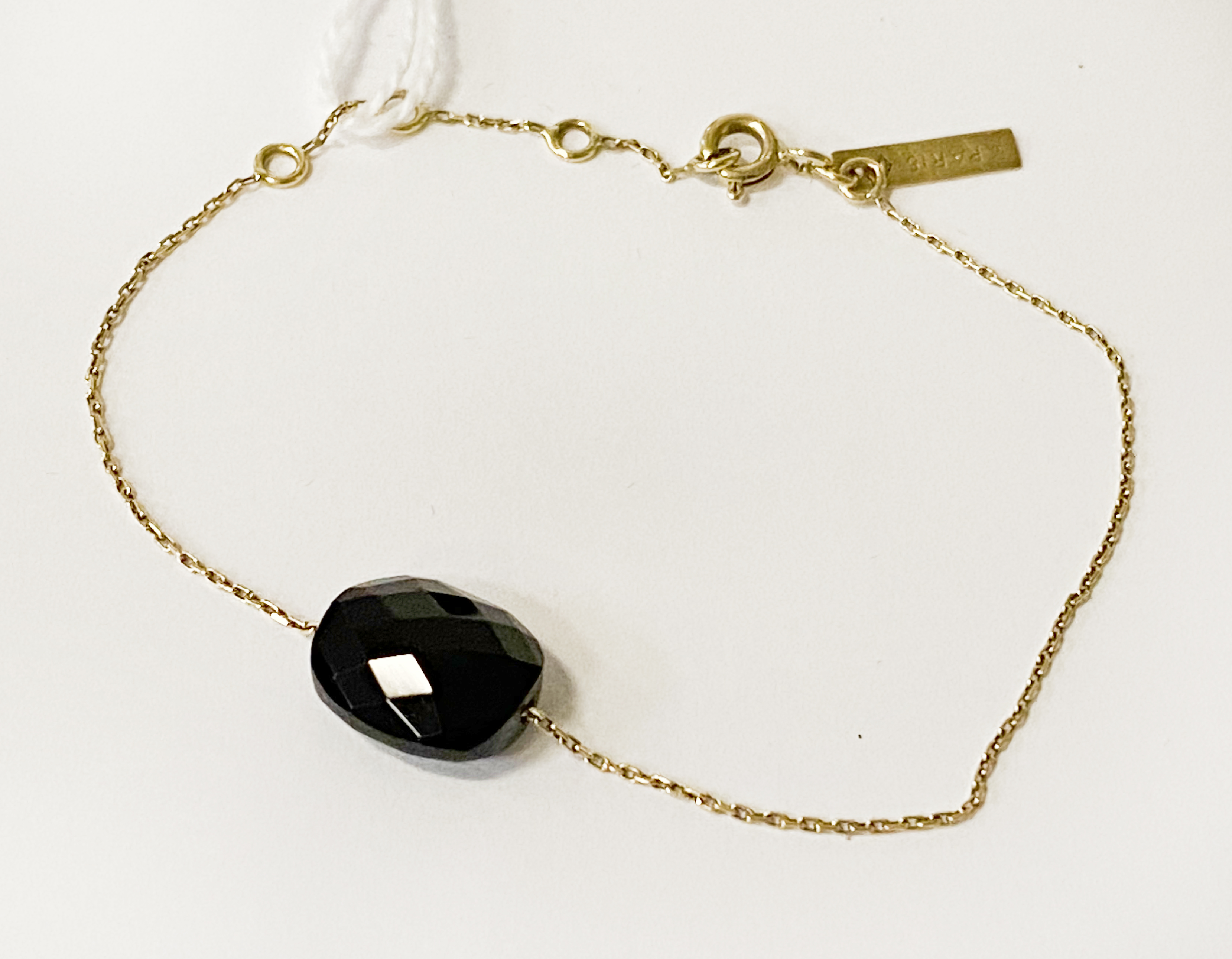 18CT YELLOW GOLD & ONYX PENDANT (TESTED)