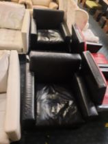 PAIR OF BLACK LEATHER DESIGNER CHAIRS BY MINOTTI