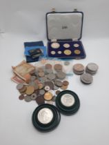 COLLECTION OF COINS - MAINLY SOUTH AFRICAN - SOME BANKNOTES