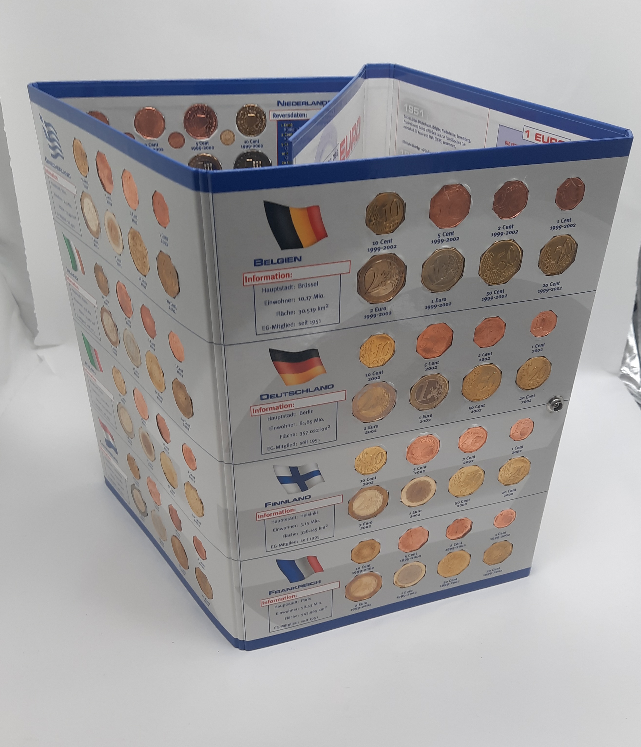 SELECTION OF VARIOUS (12 COUNTRIES) EURO COIN SETS INC. COMMEMORATIVE