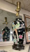 ORIENTAL PORCELAIN LAMP - BASE 40 CMS