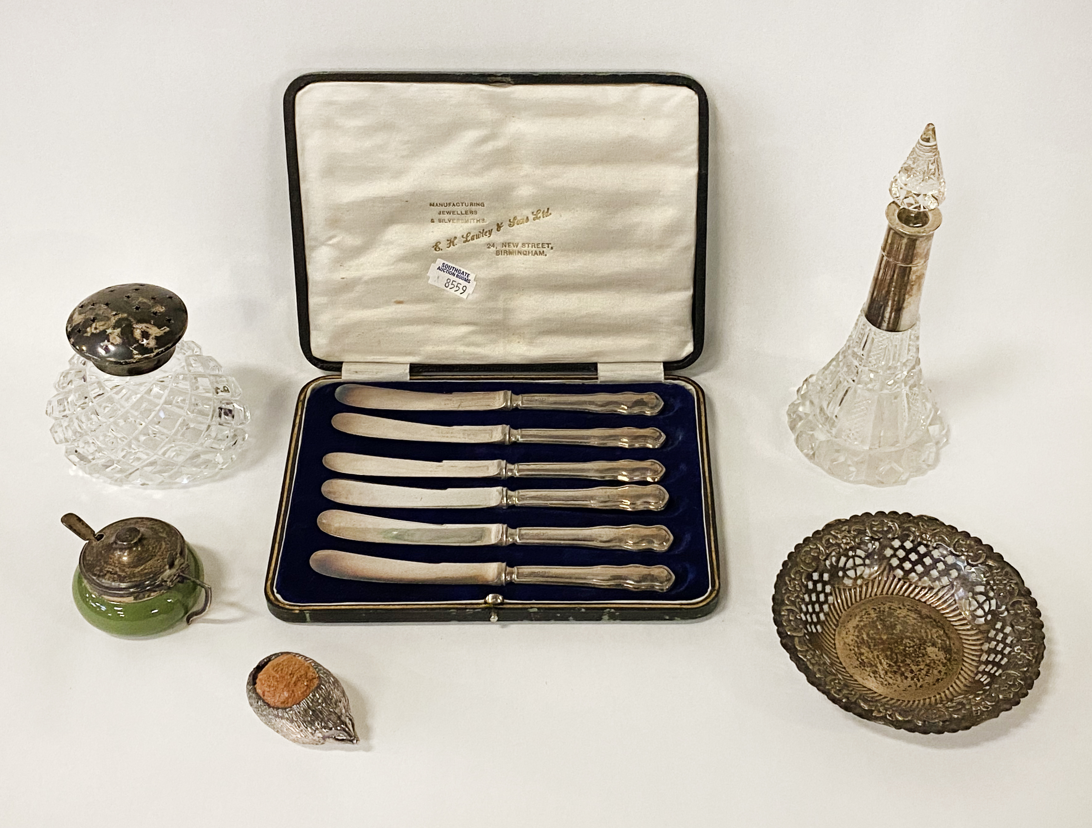 BOXED HM SILVER BUTTER KNIFE SET & OTHER SILVER ITEMS