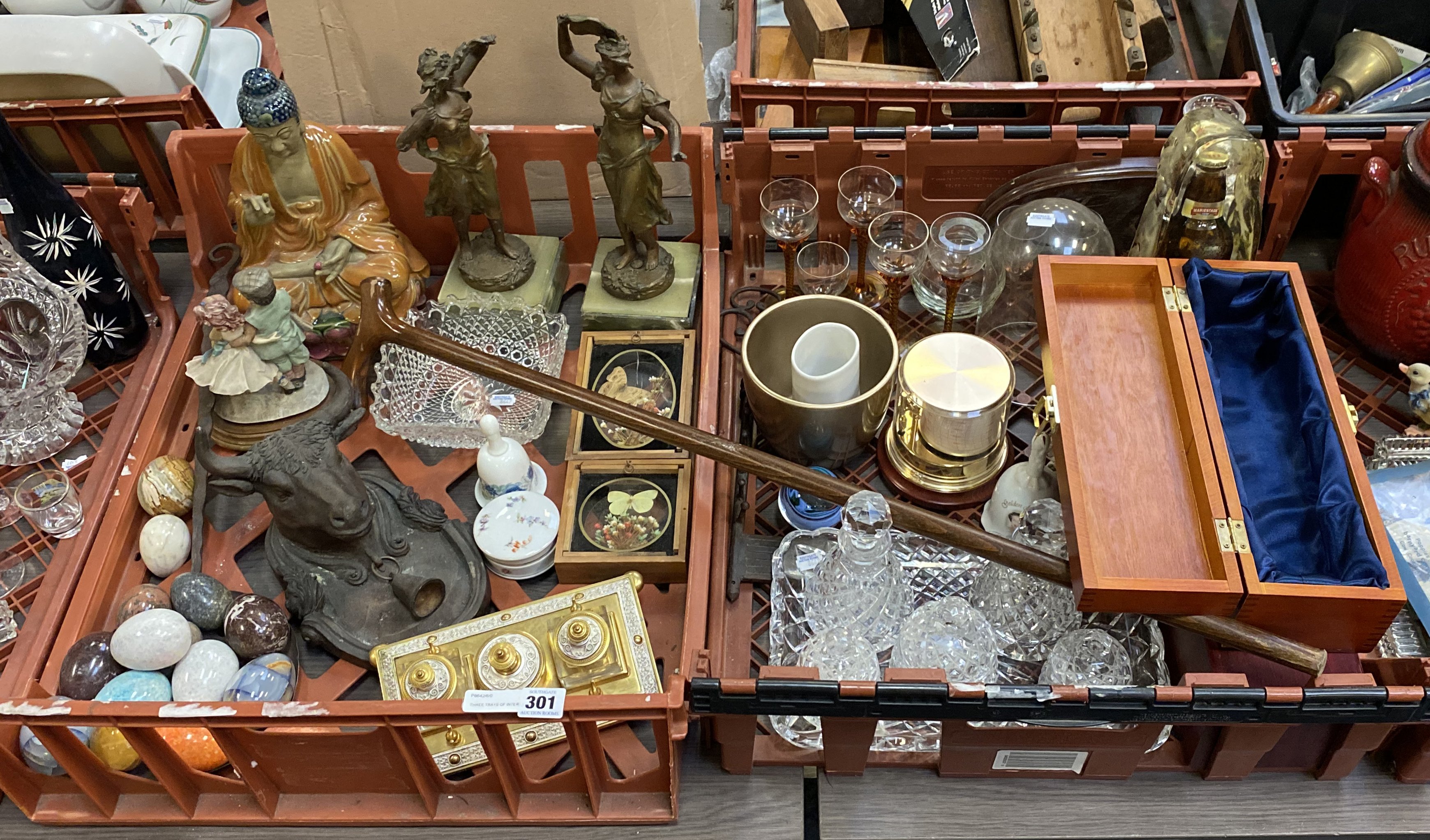 TWO TRAYS OF INTERESTING ITEMS TO INCLUDE GLASSWARE SPELTER FIGURES BRONZE BULL HANGING ETC