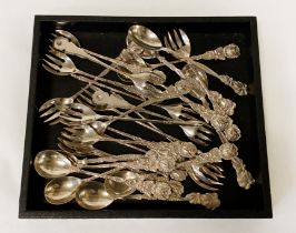 QTY OF 800 SILVER SPOONS & FORKS 11 IMPS OZS APPROX