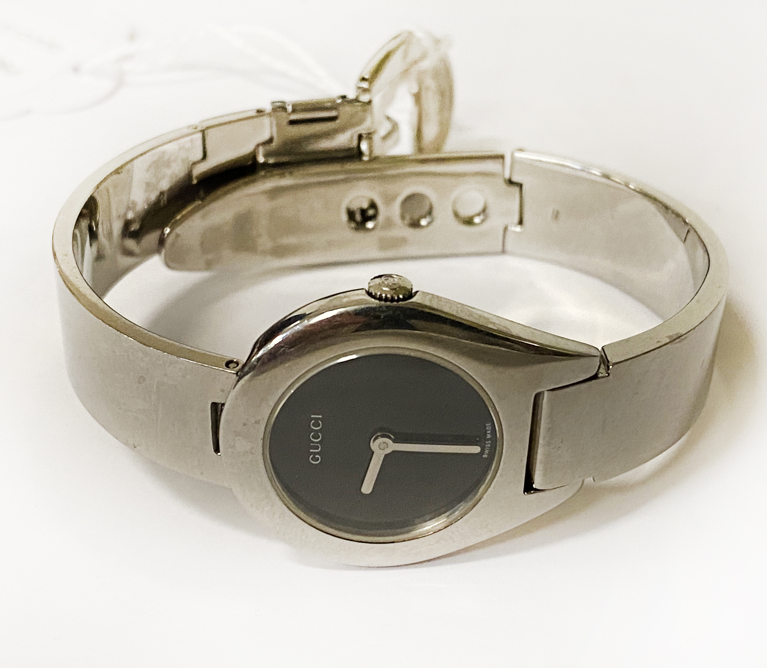 GUCCI STAINLESS STEEL LADIES WATCH