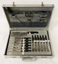 CASED SET OF SOLINGEN CUTLERY ''MESSERSET''