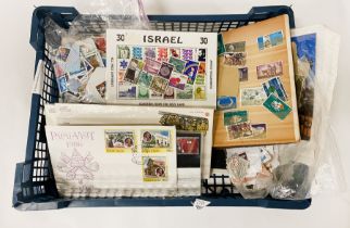 COLLECTION OF MIXED WORLD STAMPS, FDC & OTHER