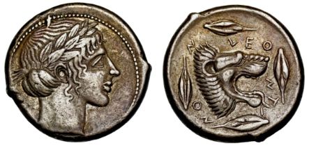 † Sicily, Leontinoi, silver Tetradrachm, c. 450-440 BC, laureate head of Apollo right, rev. LEO-NT-