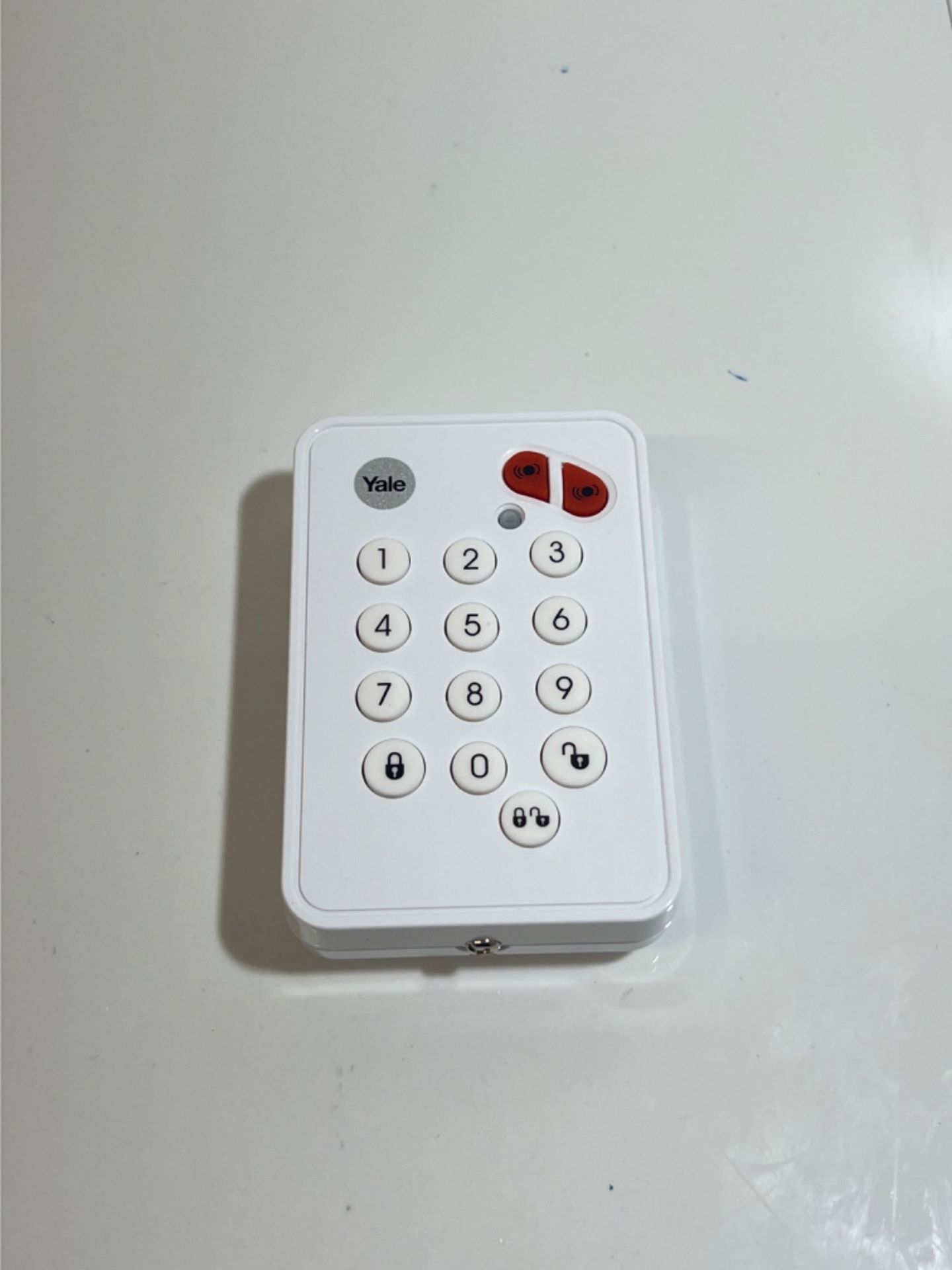 Yale EF-KP Easy Fit Alarm Remote Keypad, White, Accessory for SR & EF Alarms - Image 3 of 3