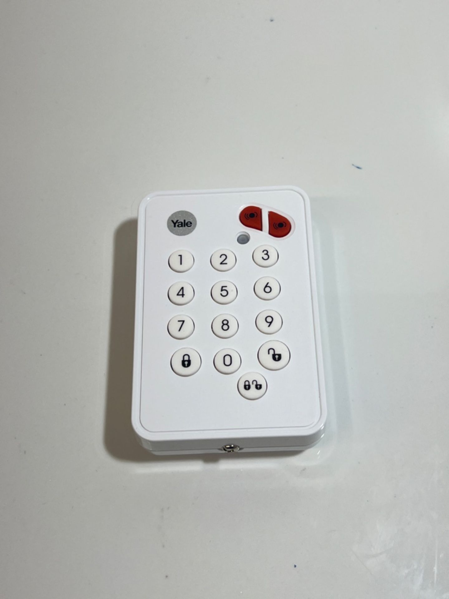 Yale EF-KP Easy Fit Alarm Remote Keypad, White, Accessory for SR & EF Alarms - Image 2 of 3