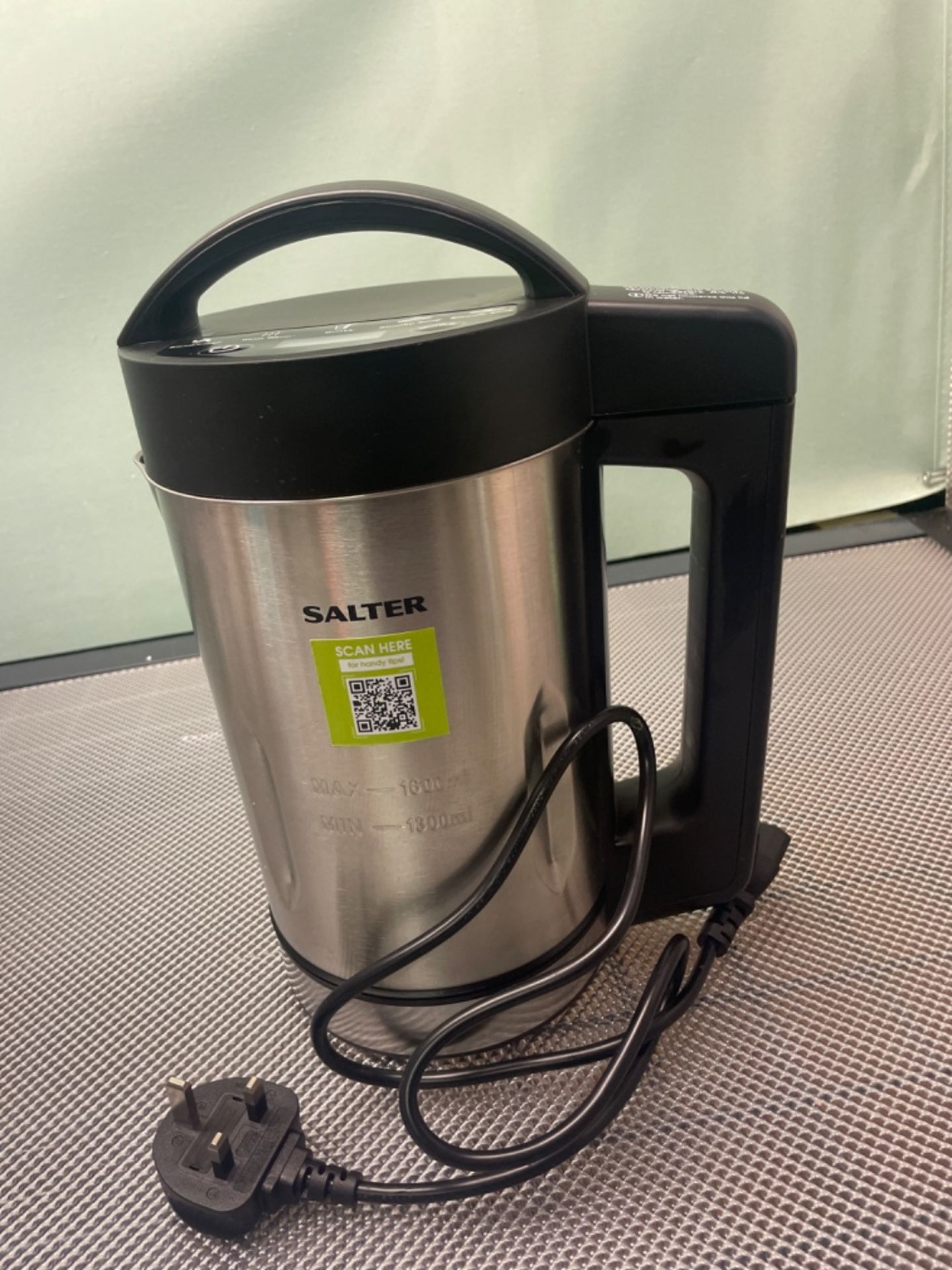 Salter EK5118V2 Digital Soup Maker - 1.6 Litre Capacity, Family Sized, Smoothies, 5 Settings, Chunk - Image 2 of 3