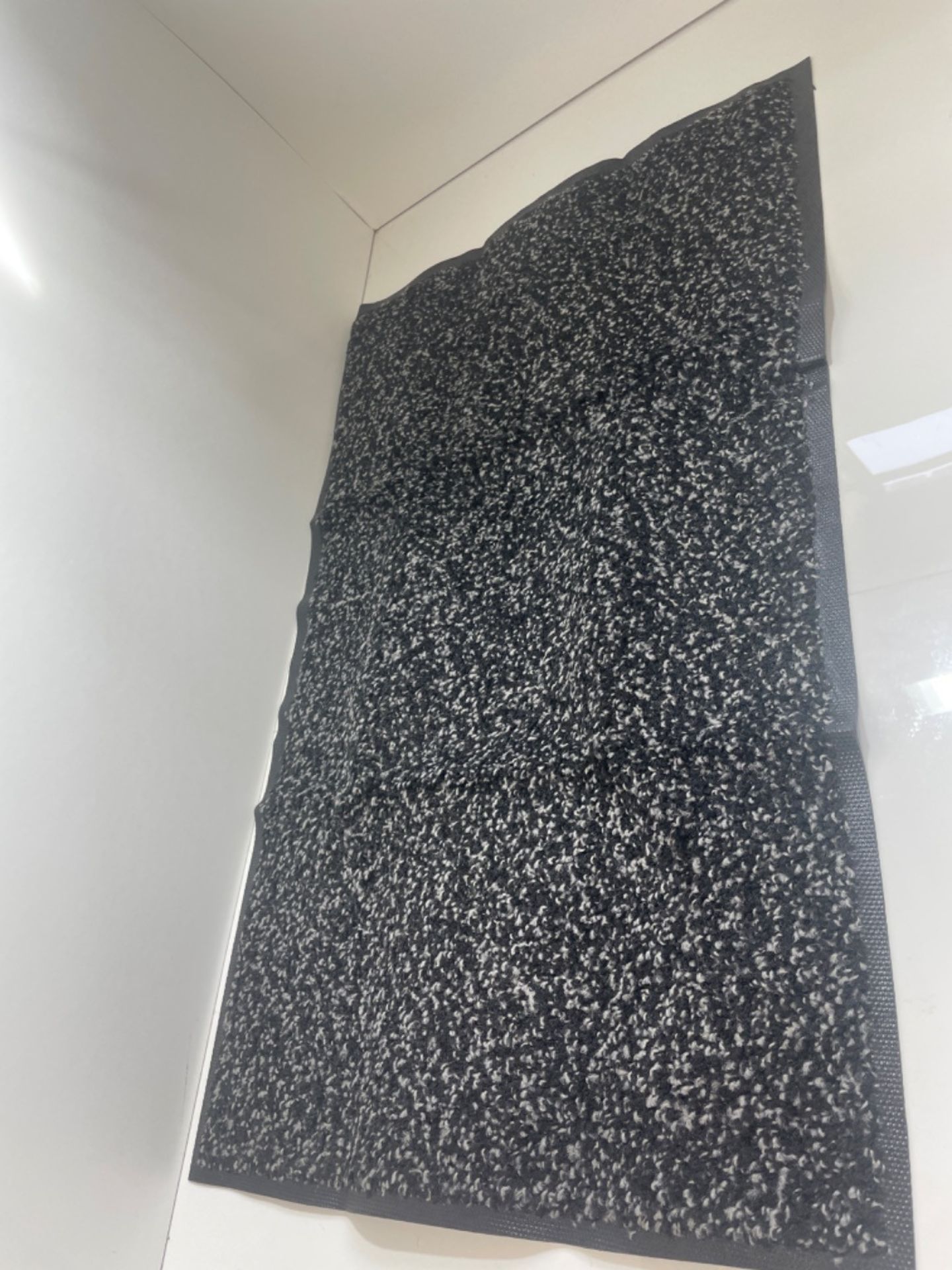 Mibao Door Mat Dirt Trapper for Indoor and Outdoor, 51.5x81.5 Cm, Black Doormat, Washable Barrier M - Image 3 of 3