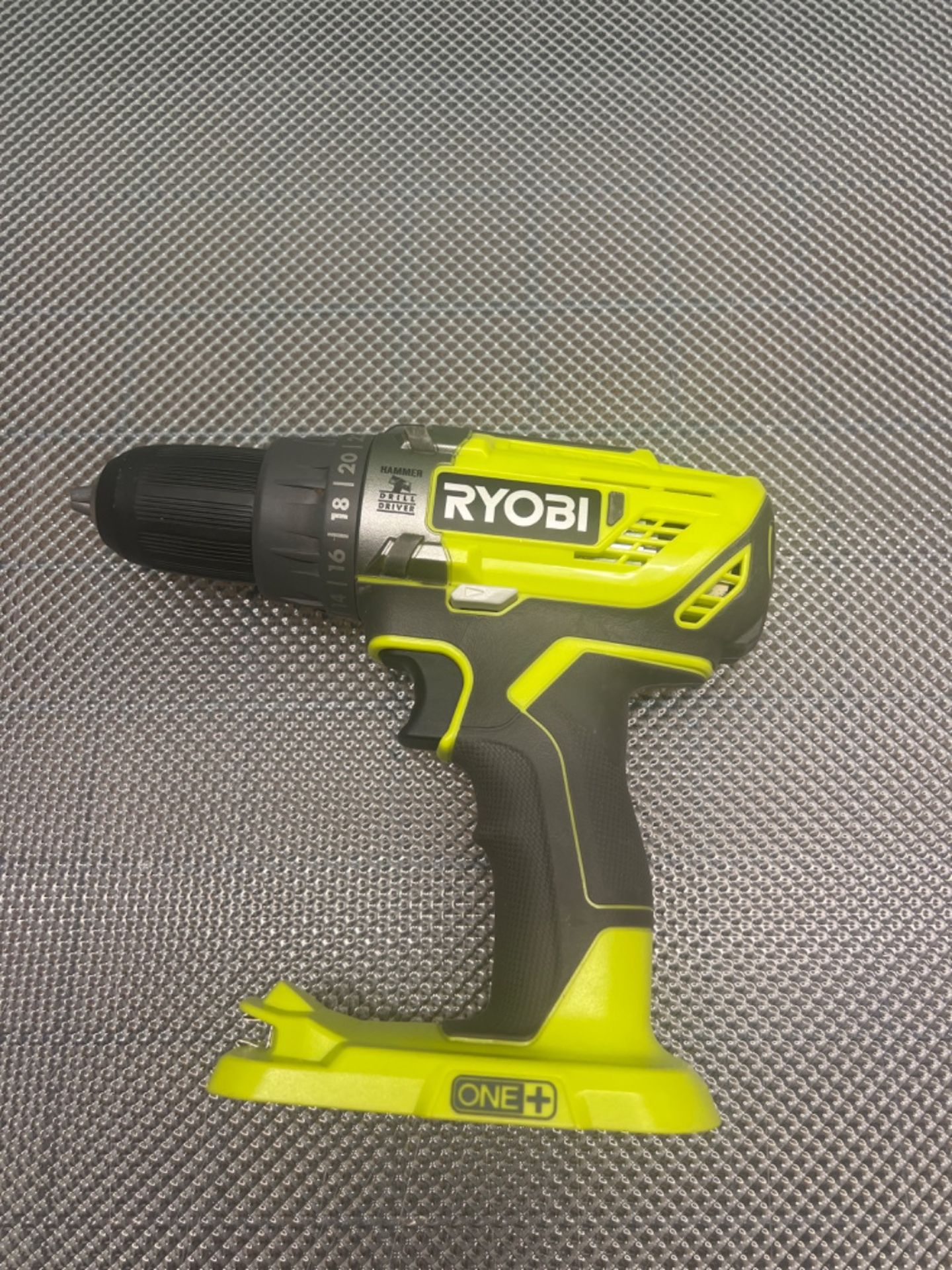 Ryobi R18PD3-215GZ 18 V ONE+ Cordless Combi Drill Starter, Hyper Green - Body only - Image 2 of 3