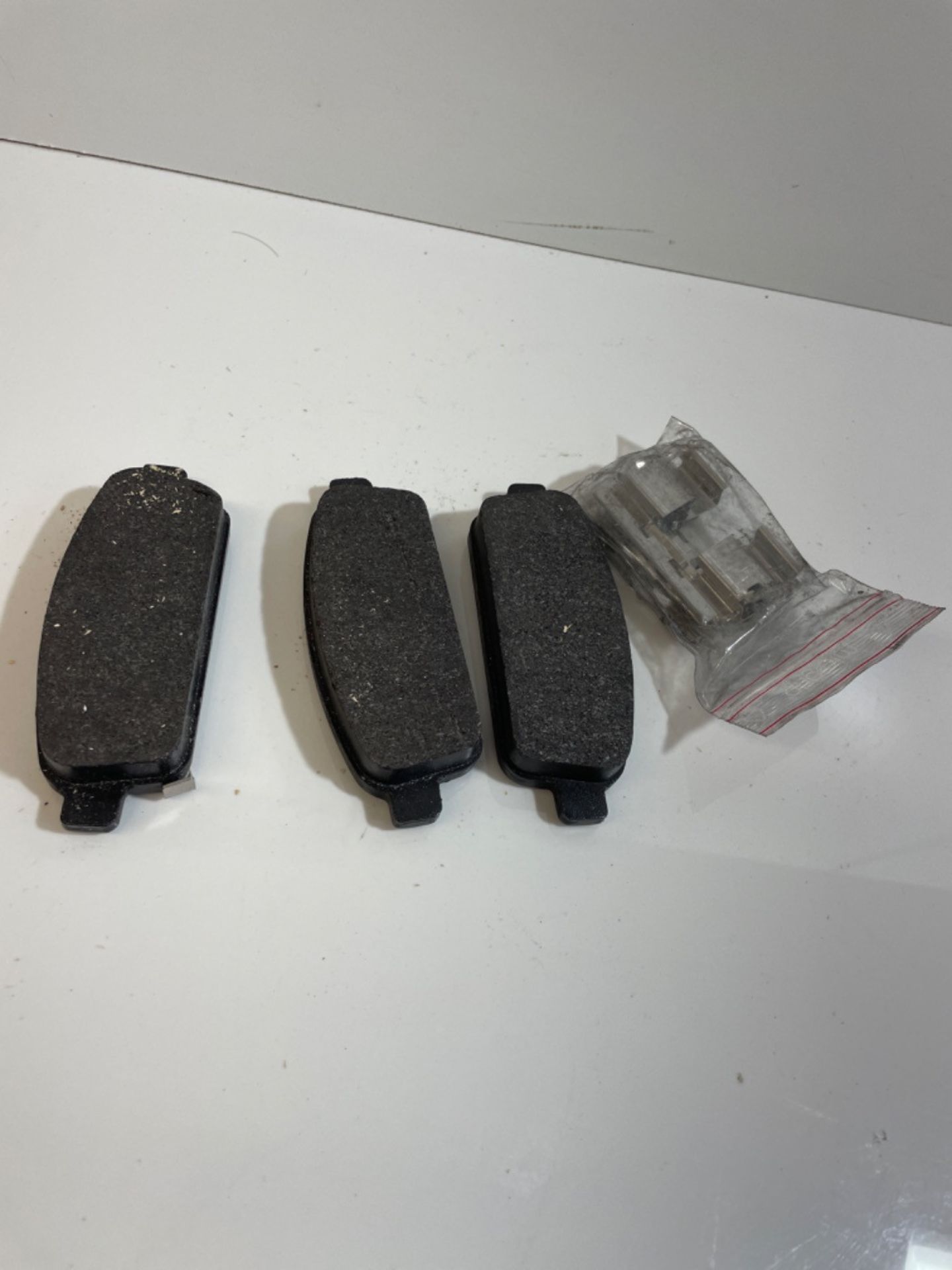 febi bilstein 16894 Brake Pad Set with fastening material, 1 unit - Image 2 of 3