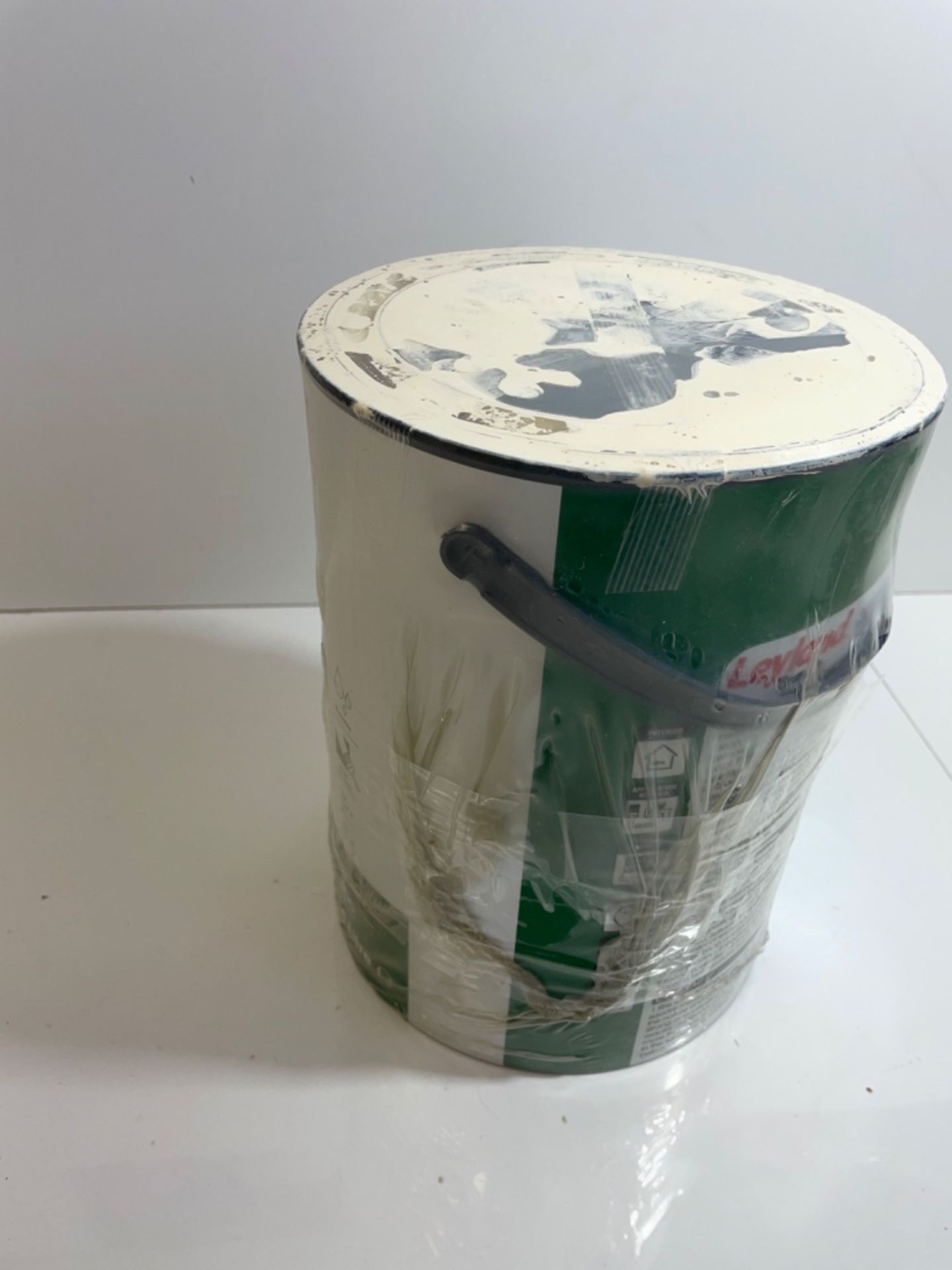 Leyland Trade 264863 Vinyl Silk Emulsion Paint - Magnolia 5L - Image 2 of 3