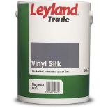 Leyland Trade 264863 Vinyl Silk Emulsion Paint - Magnolia 5L