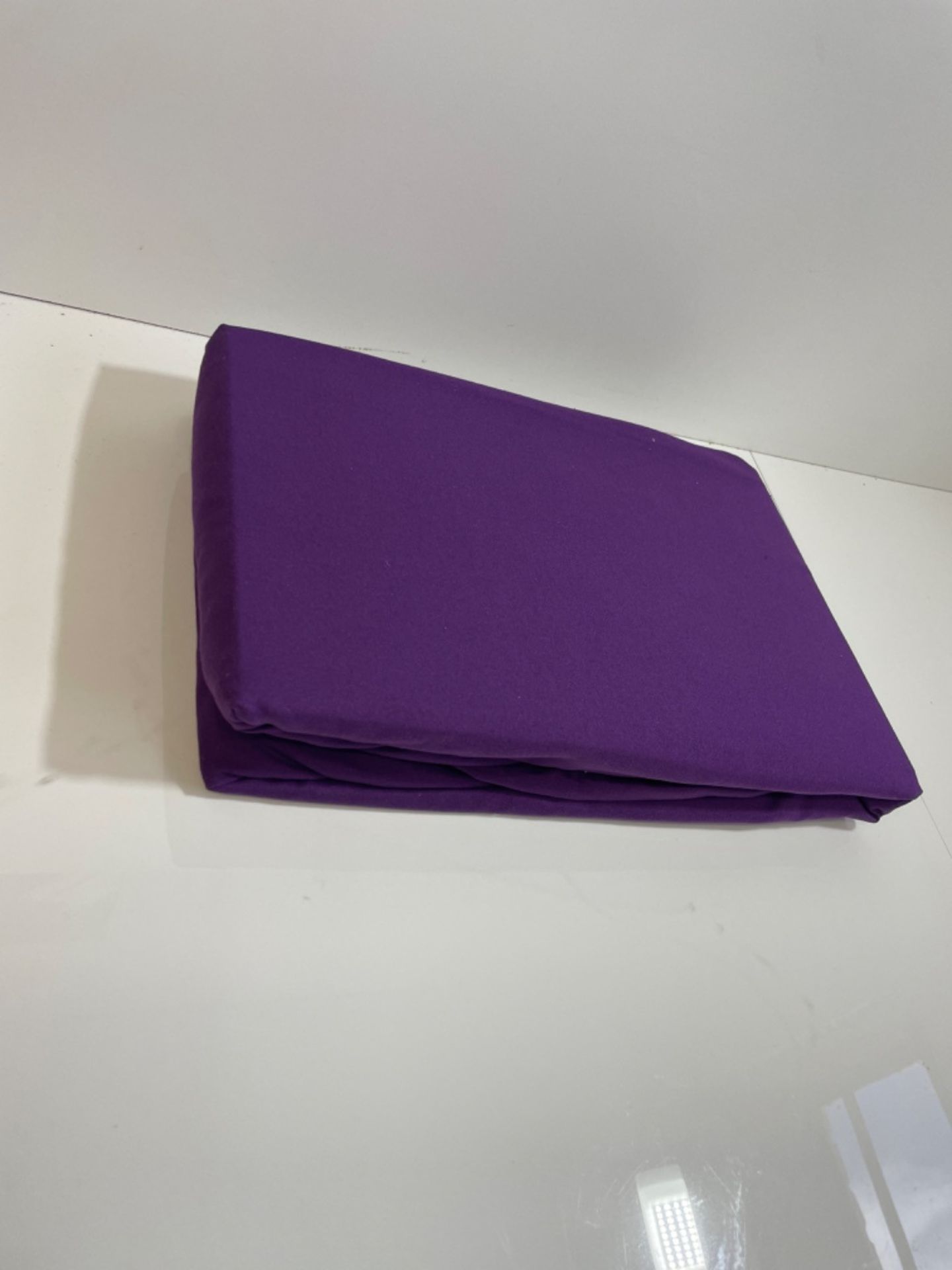 Anti-Allergy Anti-Bacterial Brushed Microfibre Polyester Fitted Bed Sheet - 28cm Depth, Easy Care,  - Image 3 of 3