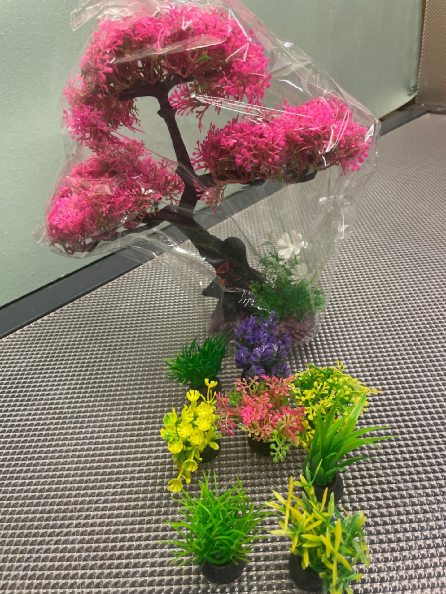Borlech Aquarium Tree Plants Decorations, Fish Tank Plastic Plant Decor Set 10 Pieces (Pink) - Image 2 of 3