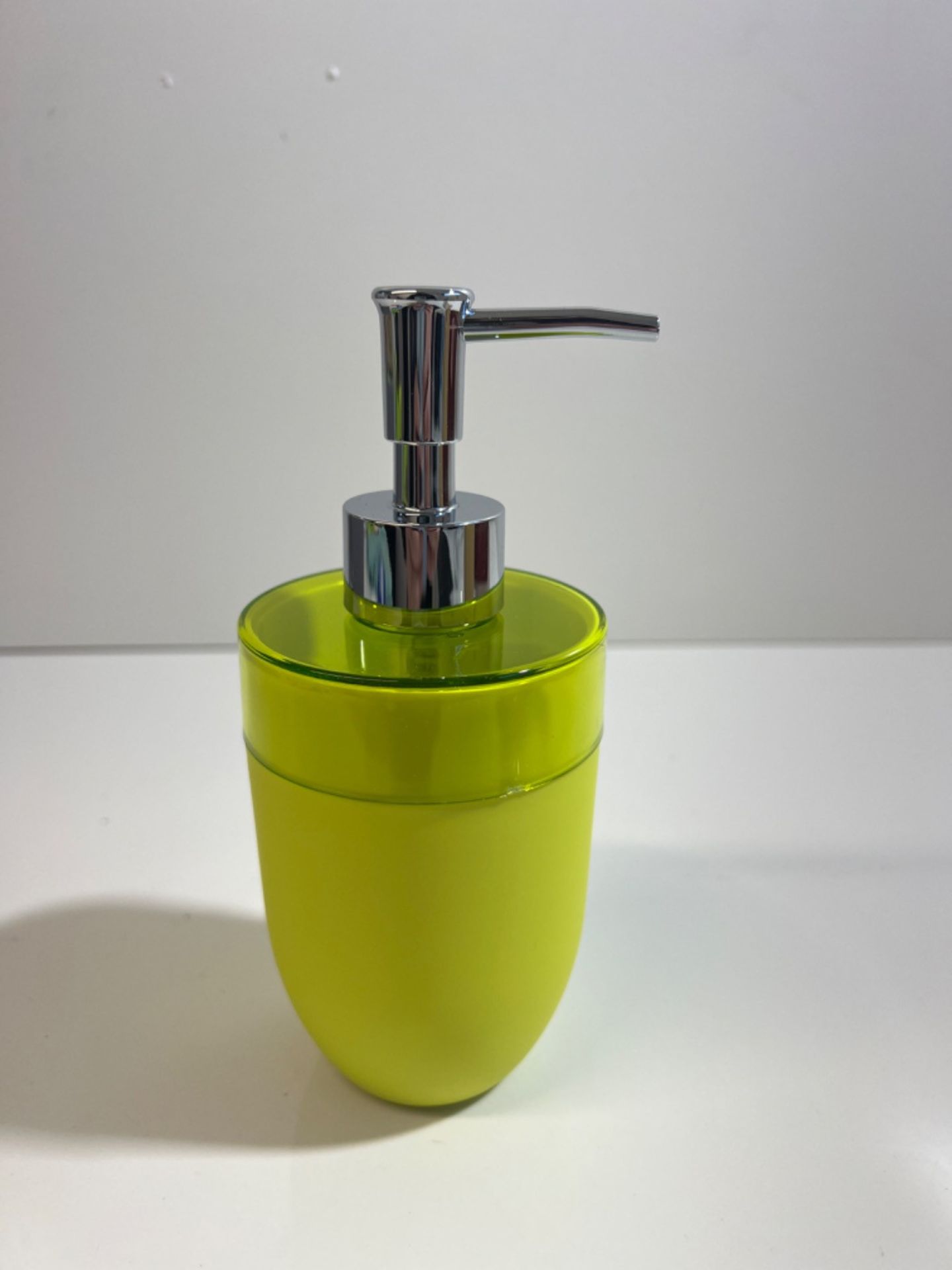 Sealskin Bloom Soap Dispenser, ABS, Lime, 8.7 x 17.9 x 7.7 cm - Image 2 of 3