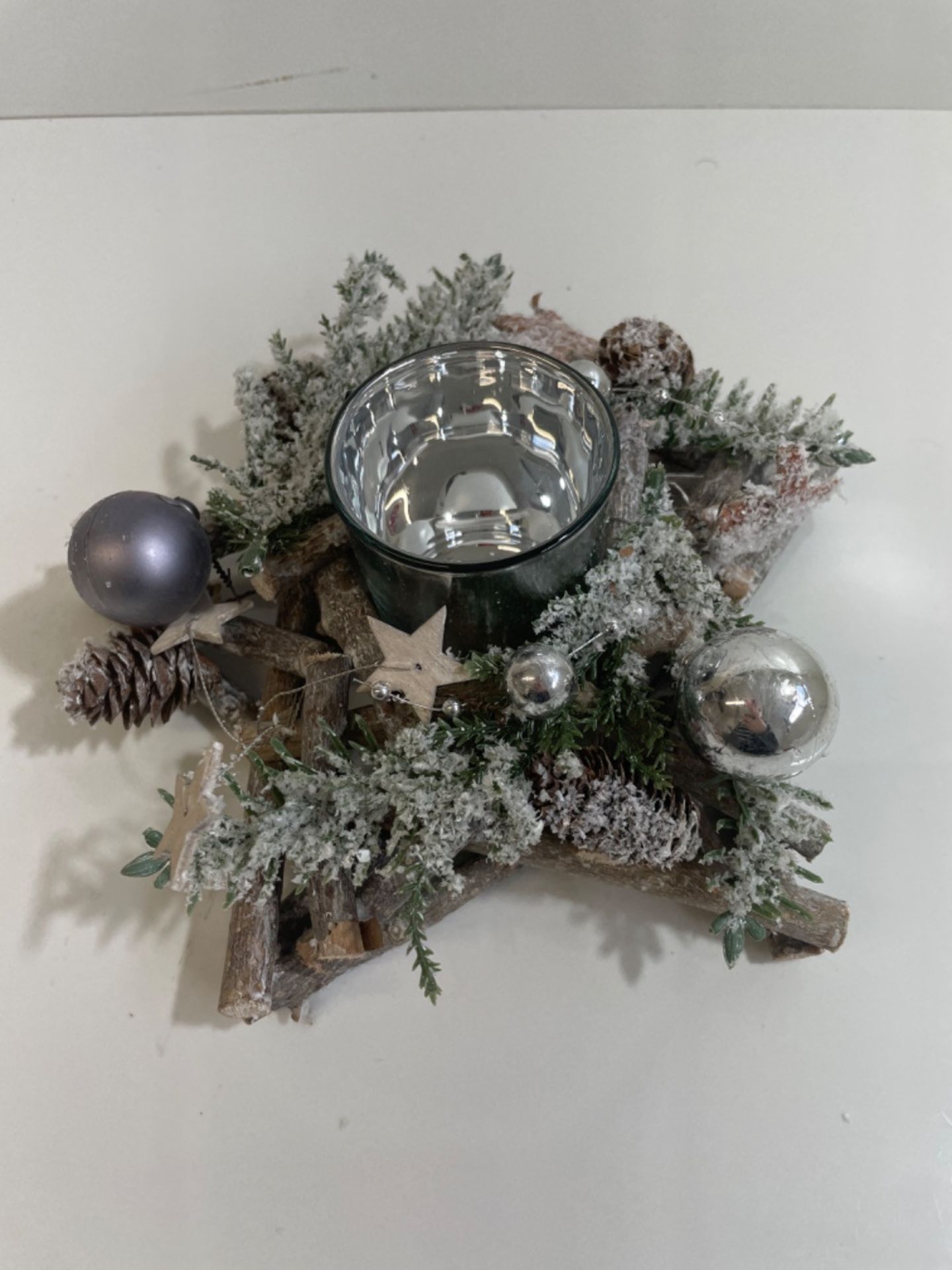 20cm Star Wooden Christmas Candle Holder Decoration Rustic Grey Sticks White Stars Silver Baubles P - Image 2 of 3