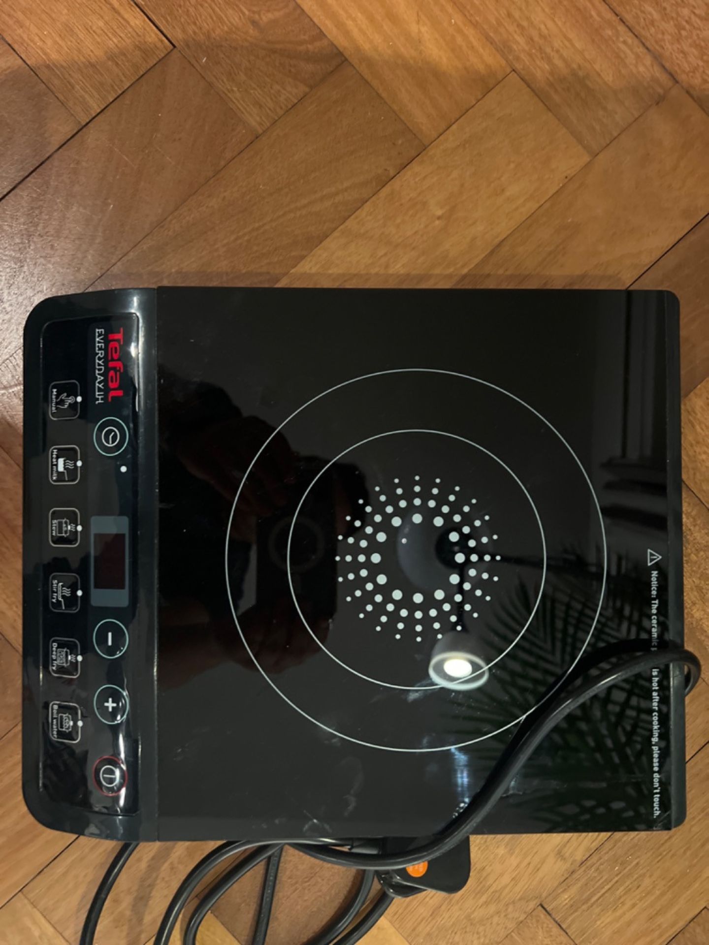 Tefal Everyday Induction Portable Hob, integrated timer, 6 pre-set functions, 9 power levels from 4 - Image 3 of 3