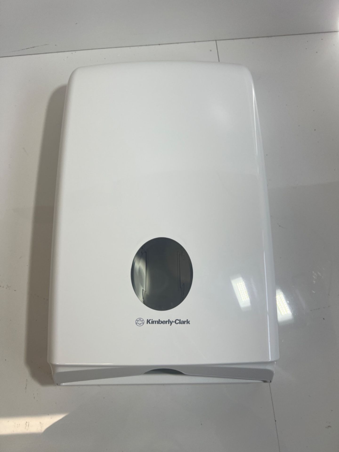 Aquarius, U7024, Slimfold Hand Towel Dispenser, White, 1 x 1 Dispenser - Image 3 of 3