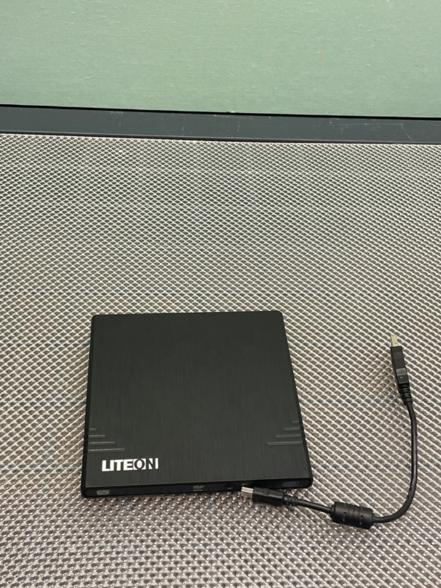 LiteOn eBAU108-11 (6) External DVD RW with Link2TV - Image 2 of 3