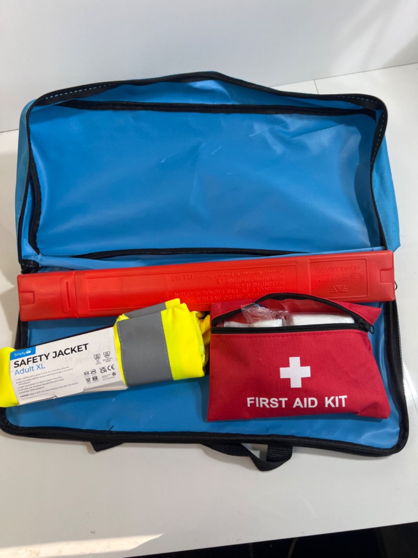 Simply ETK1 Europe Travel Kit. 7 Piece Set includes Warning Triangle, Reflective Vest, Headlight Be - Image 3 of 3