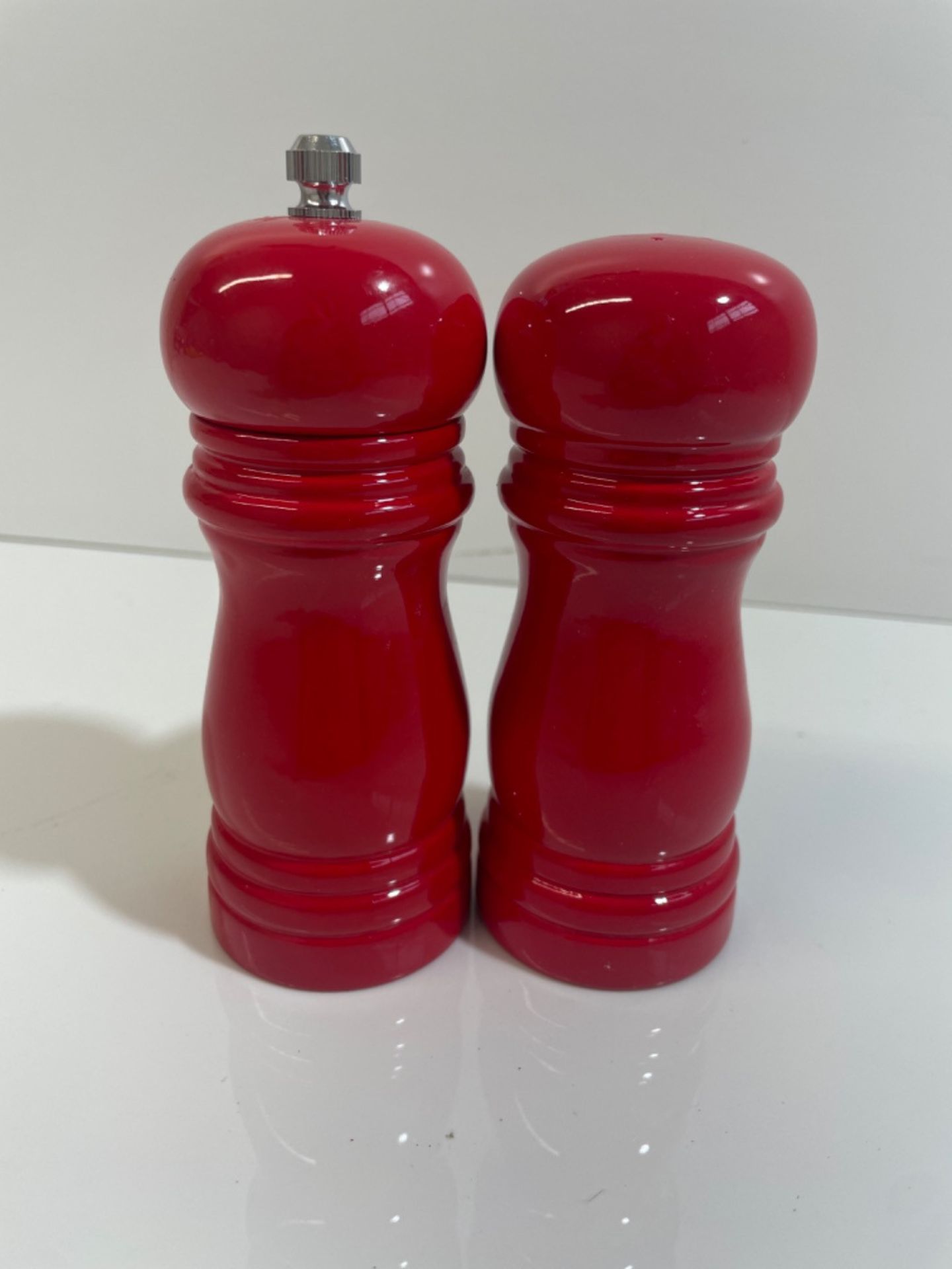 Metaltex Set of 2 Mill & Salt Grinder, Red - Image 2 of 3