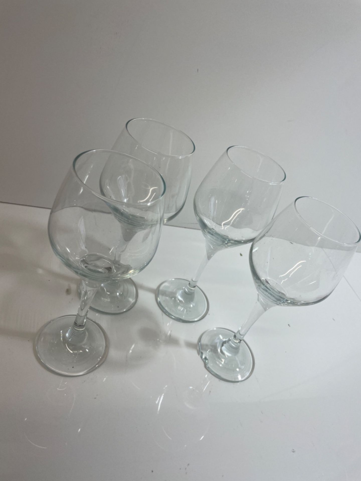 Ravenhead Majestic Set Of 4 White Wine Glasses 30cl - Image 3 of 3