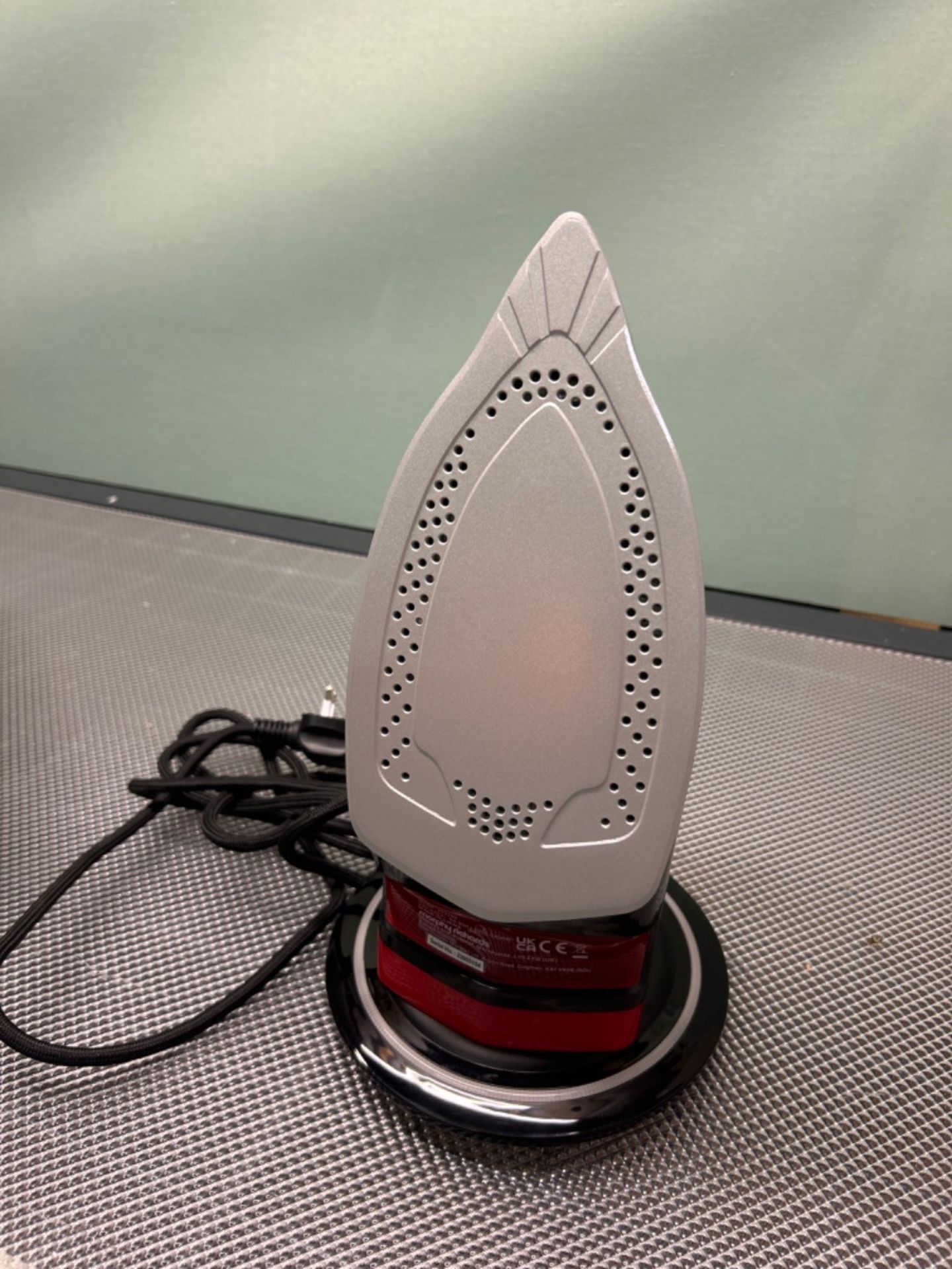 Morphy Richards EasyCHARGE Cordless Iron, Precision Tip, Ceramic Soleplate, Anti Scale, Anti Drip,  - Image 3 of 3