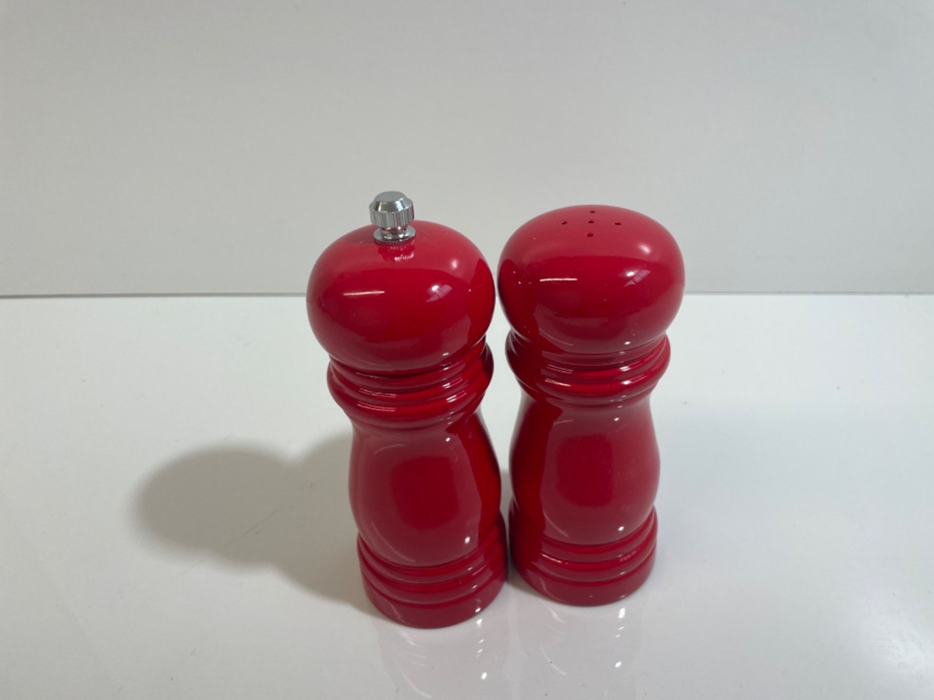 Metaltex Set of 2 Mill & Salt Grinder, Red - Image 3 of 3